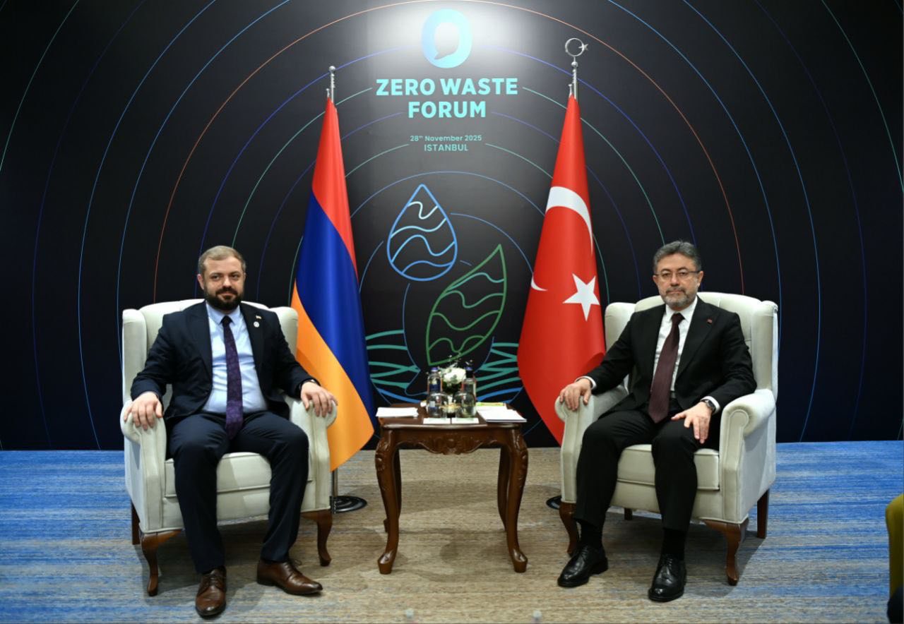 Պապոյանը Ստամբուլում հանդիպել է Թուրքիայի գյուղատնտեսության և անտառտնտեսության նախարարի հետ