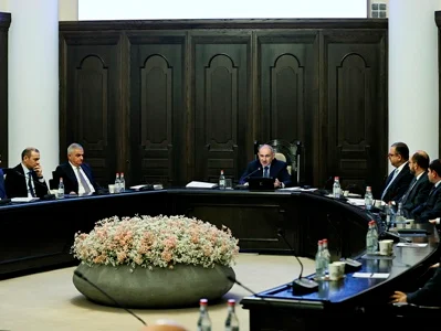 Կառավարությունը հաստատեց վերջին 50 տարում մահացած այն հեղինակների ցանկը, որոնց գործերը կարող են Հայաստանից արտահանվել