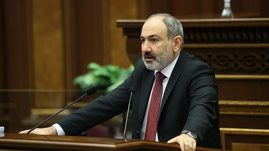 Փակ նիստում Փաշինյանը ցիտել է Ռոբերտ Քոչարյանին եւ Լեւոն Տեր-Պետրոսյանին․ «Հրապարակ»