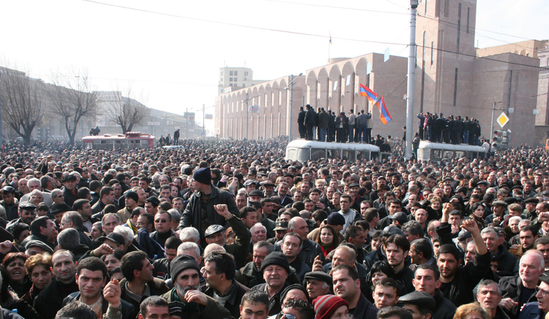 Այսօր մարտի 1-ի արյունալի դեպքերի 13-րդ տարելիցն է