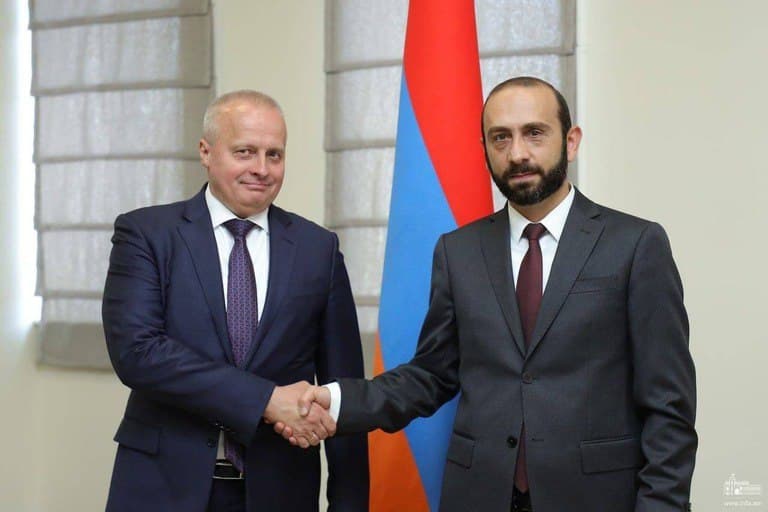 ՌԴ դեսպանի հետ հանդիպմանն Արարատ Միրզոյանն ընդգծել է, որ ադրբեջանական կողմը խաթարում է Հայաստանի ջանքերը՝ ուղղված իրավիճակի լիցքաթափմանը