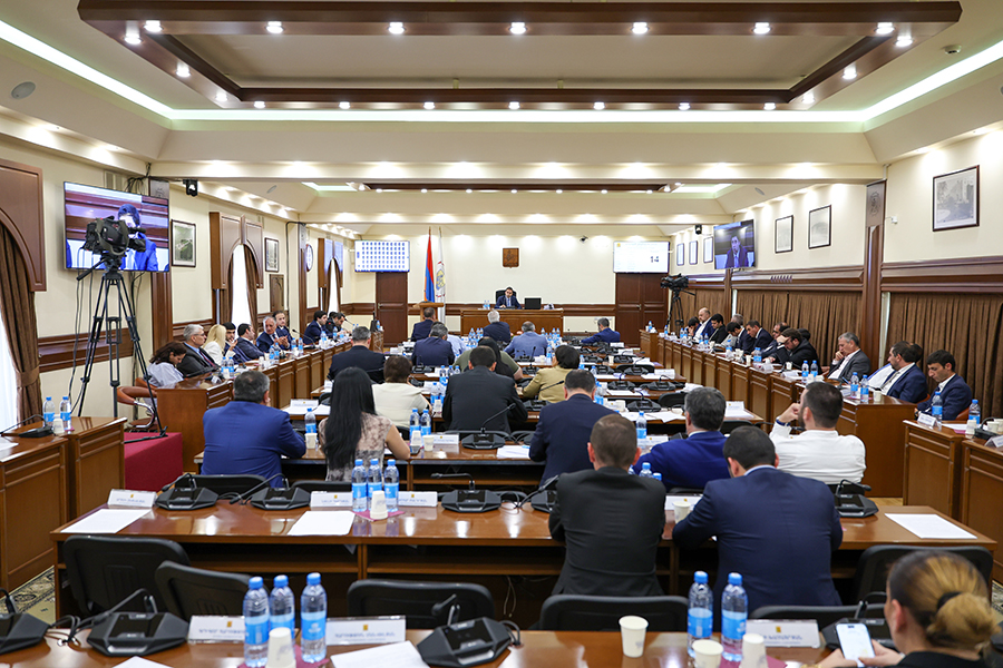 Երևանի ավագանու որոշմամբ բնակիչներն ազատվեցին հունվարից մայիս՝ մինչև հուլիսի 31-ը հաշվարկված աղբահանության վճարը չվճարելու տույժ-տուգանքներից
