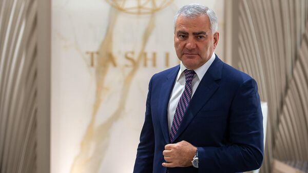 Փոքր խմբակի՝ այլ երկրների ներքին գործերին իր ՀԿ-ների միջոցով միջամտող թոշակառուի մեծամիտ պահվածքի շնորհիվ է նաև այս ամենը. Սամվել Կարապետյան
