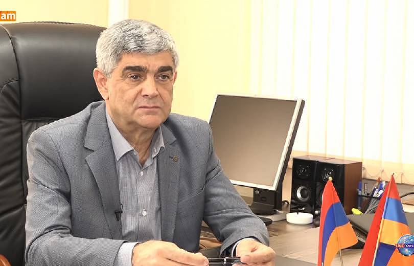 Վիտալի Բալասանյանն ունի ընդդիմադիր դիրքորոշում ոչ թե Արցախի գործող ղեկավարության, այլ Հայաստանի իշխանությունների նկատմամբ. Քաղաքագետ