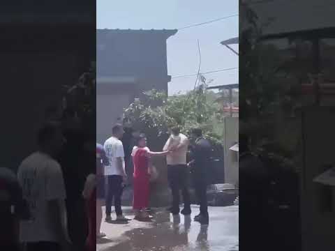 «Ձեռներով մի խոսա», «քեզ հանգիստ պահի». միջադեպ՝ Ավինյանի ու քաղաքացիների միջեւ (տեսայութ)