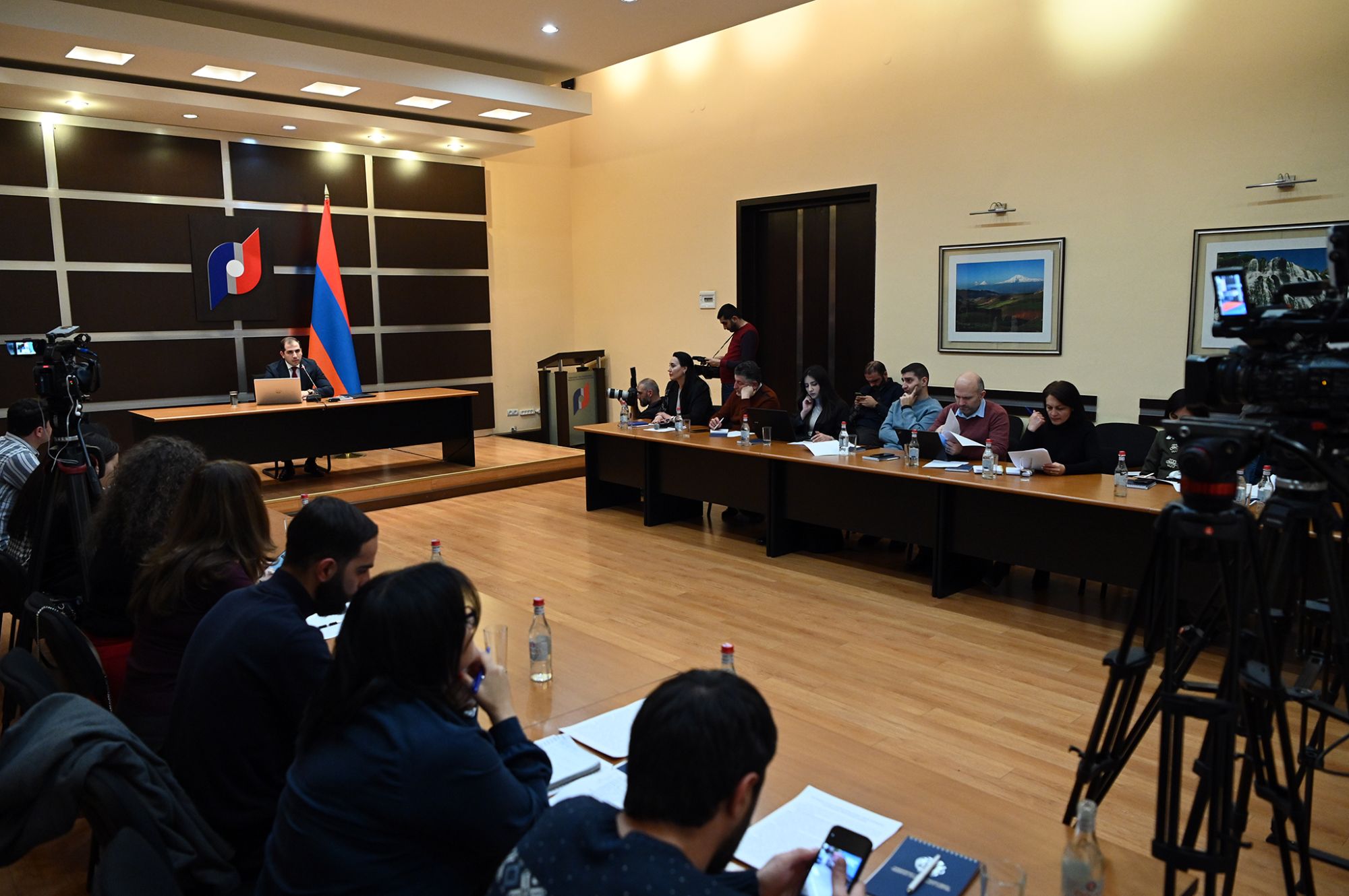 ՊԵԿ-ի տեսլականը պետք է լինի՝ դառնալ հզոր և պրոֆեսիոնալ ծառայություն մատուցող կառույց. Հակոբյան