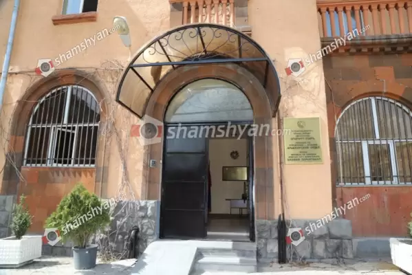 Երևանում դանակահարության հետևանքով ծանր վիճակում հիվանդանոց է տեղափոխվել 44-ամյա տղամարդ․ ոստիկանները ճշտում են դեպքի հանգամանքները