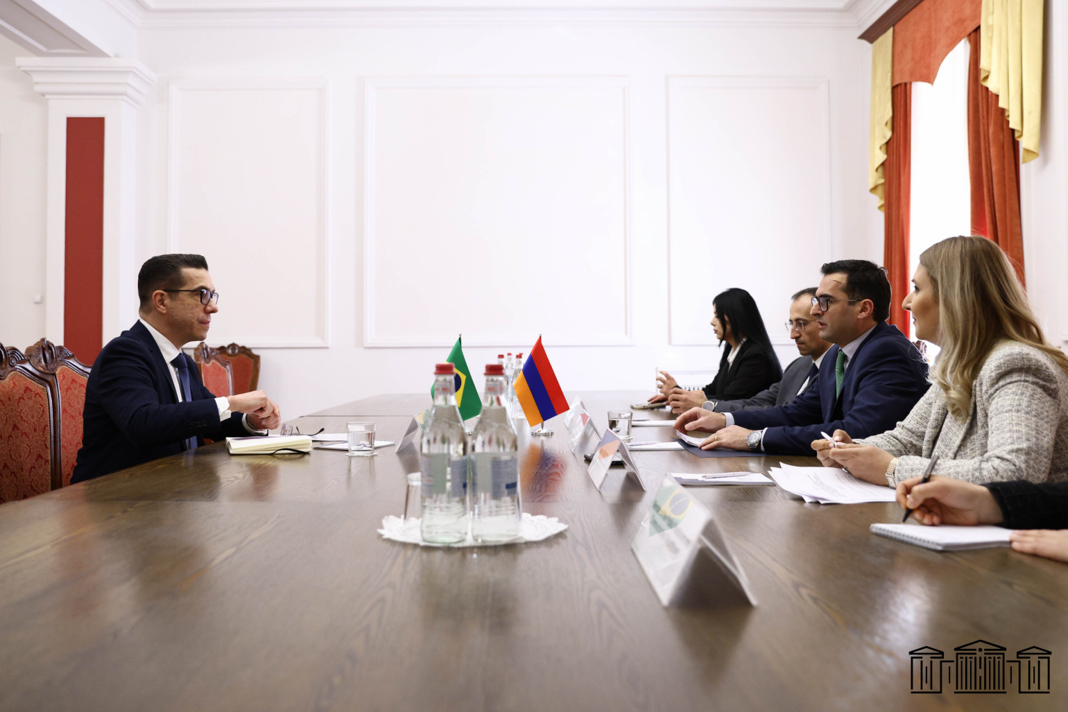Հակոբ Արշակյանը և Բրազիլիայի դեսպանը քննարկել են երկկողմ համագործակցության վերաբերյալ հարցեր