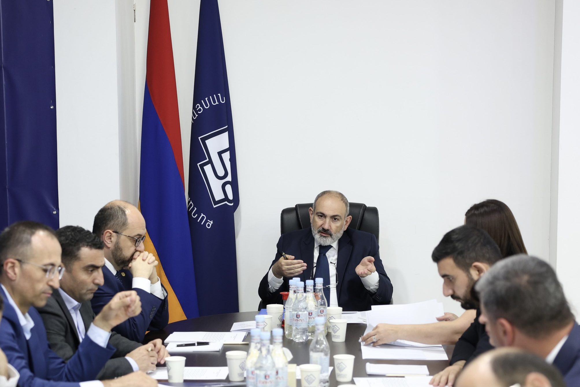 Տեղը գաղտնի են պահում, որ սրբազան շարժումը հանկարծ «չհարամի»․ «Հրապարակ»