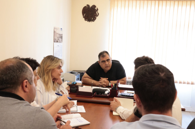Աշխատանքային քննարկում՝ ԲԸՏՄ-ի և ՏԿԵ «Ճանապարհային դեպարտամենտ» հիմնադրամի միջև