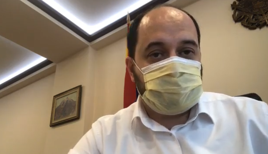 «Ատեստատների և դասագրքերի հանձնում». ԿԳՄՍ նախարարը մանրամասնում է (տեսանյութ)