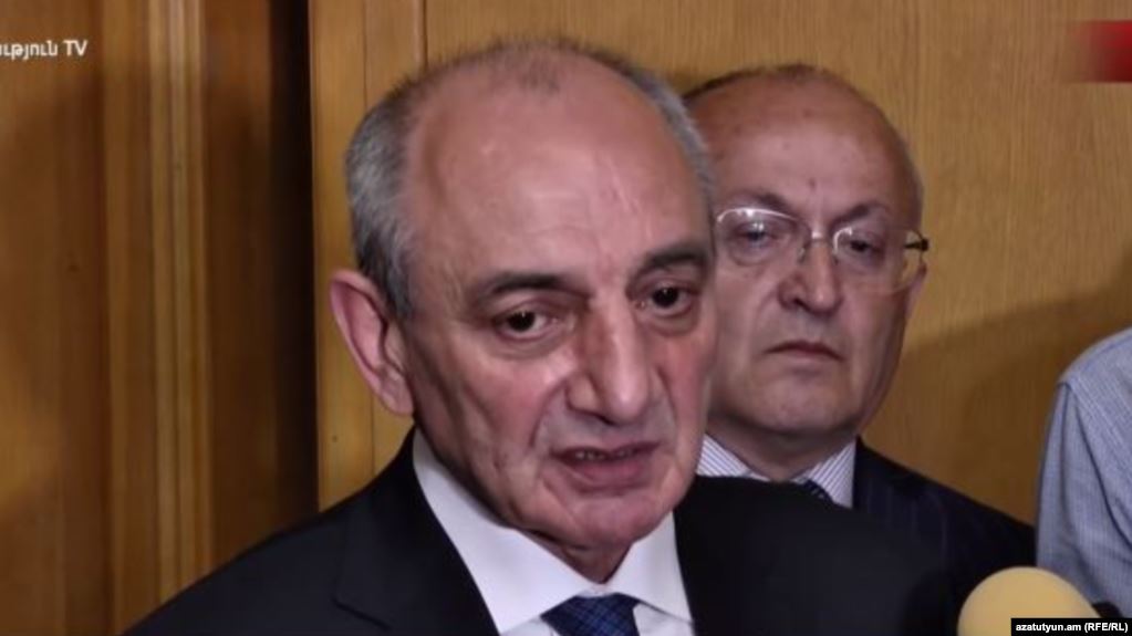 Դա չի կարող հաճույք պատճառել ոչ միայն ինձ, այլ ընդհանրապես հայ ժողովրդին․ Բակո Սահակյանը՝ Ռոբերտ Քոչարյանի և Սերժ Սարգսյանի մասին