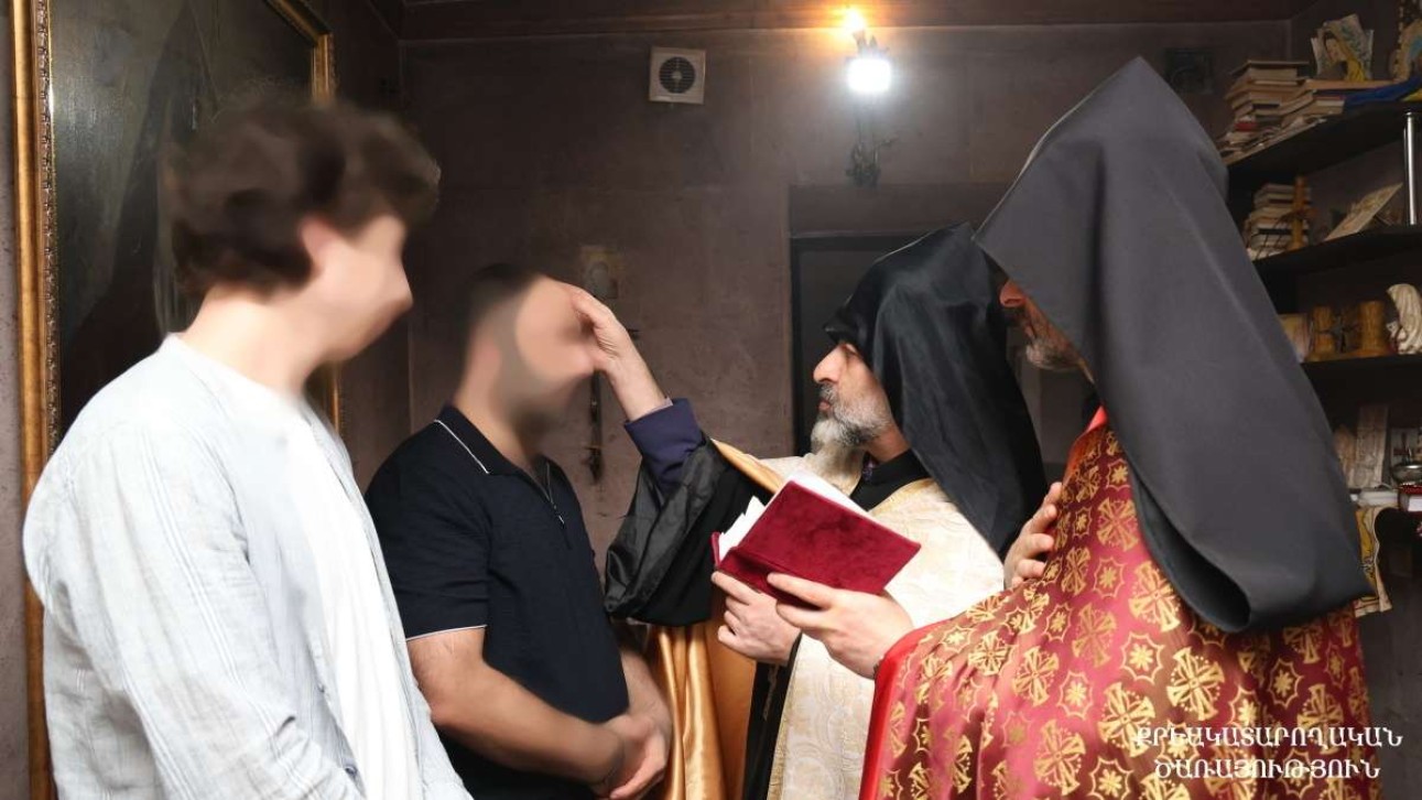 «Արմավիր» ՔԿՀ-ի Սուրբ Գրիգոր Նարեկացի և Սուրբ Մարիամ Աստվածածին մատուռներում կատարվել է ազատազրկված անձանց մկրտություն