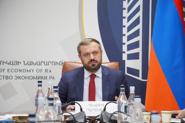 Վերջին 3 օրերին վրացական Գեզի մաքսակետից դուրս է եկել և Վերին Լարս է գնացել կnնյակnվ բեռնված 69 բեռնատար․ նախարար