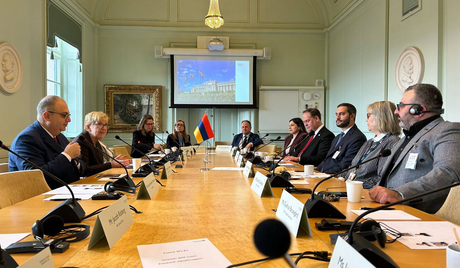 Քննարկվել են ՀՀ-ում և Շվեդիայում օրենսդրական գործընթացի առանձնահատկությունները