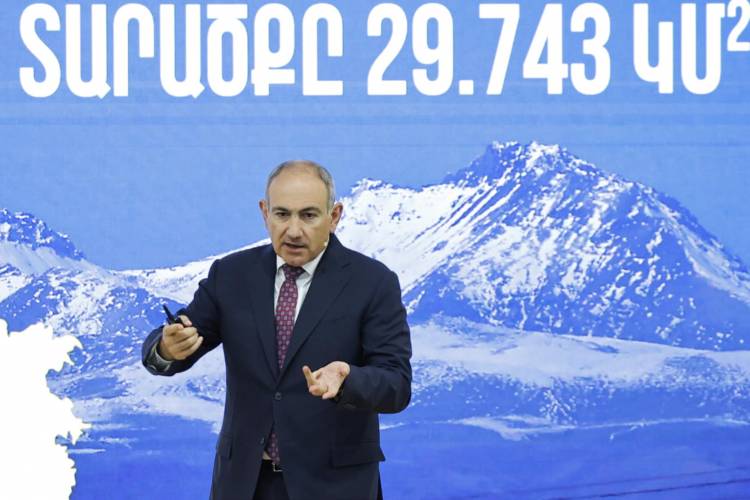 Փաշինյանն իրեն համեմատել է Լյուդովիկոս 14-րդի հետ. «Հրապարակ»