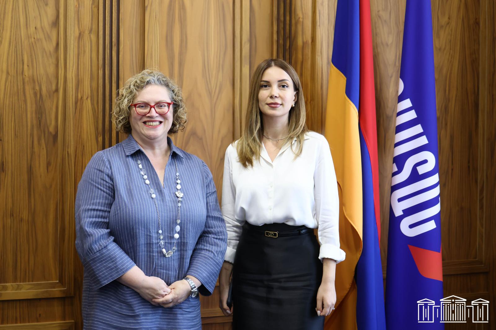 Աննա Գրիգորյանը հանդիպել է ՀՀ-ում Միացյալ Թագավորության դեսպանին