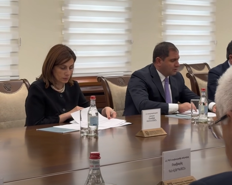 Սուրեն Պապիկյանի գլխավորությամբ տեղի է ունեցել միջգերատեսչական աշխատանքային խմբի նիստը (տեսանյութ)