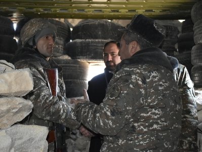 Զորամիավորման հրամանատարի ԲՀԱ գծով տեղակալն այցելել է մարտական հետնակետեր
