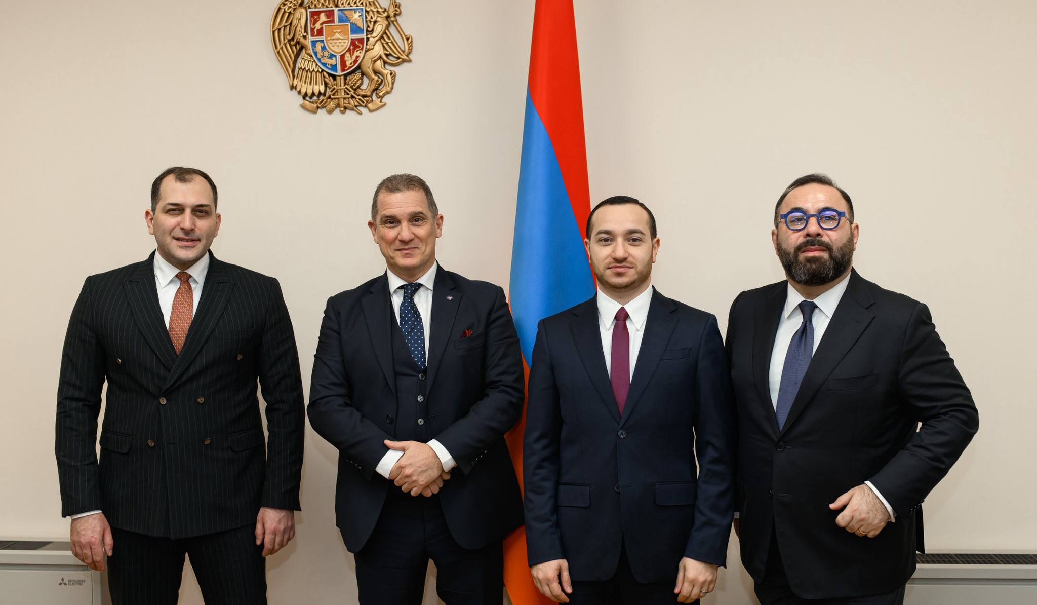 Հայաստան–ԱՄՆ տեխնոլոգիական համագործակցությունը խորանում է․ ԲՏԱ նախարարը հանդիպել է Amazon Web Services-ի պատվիրակության հետ