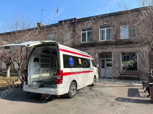 Սարյան փողոցի բնակարաններից մեկում պայթյունի հետևանքով 55-ամյա տղամարդը 3-րդ և 4-րդ աստիճանի այրվածքներով տեղափոխվել է «Այրվածքաբանության ազգային կենտրոն»