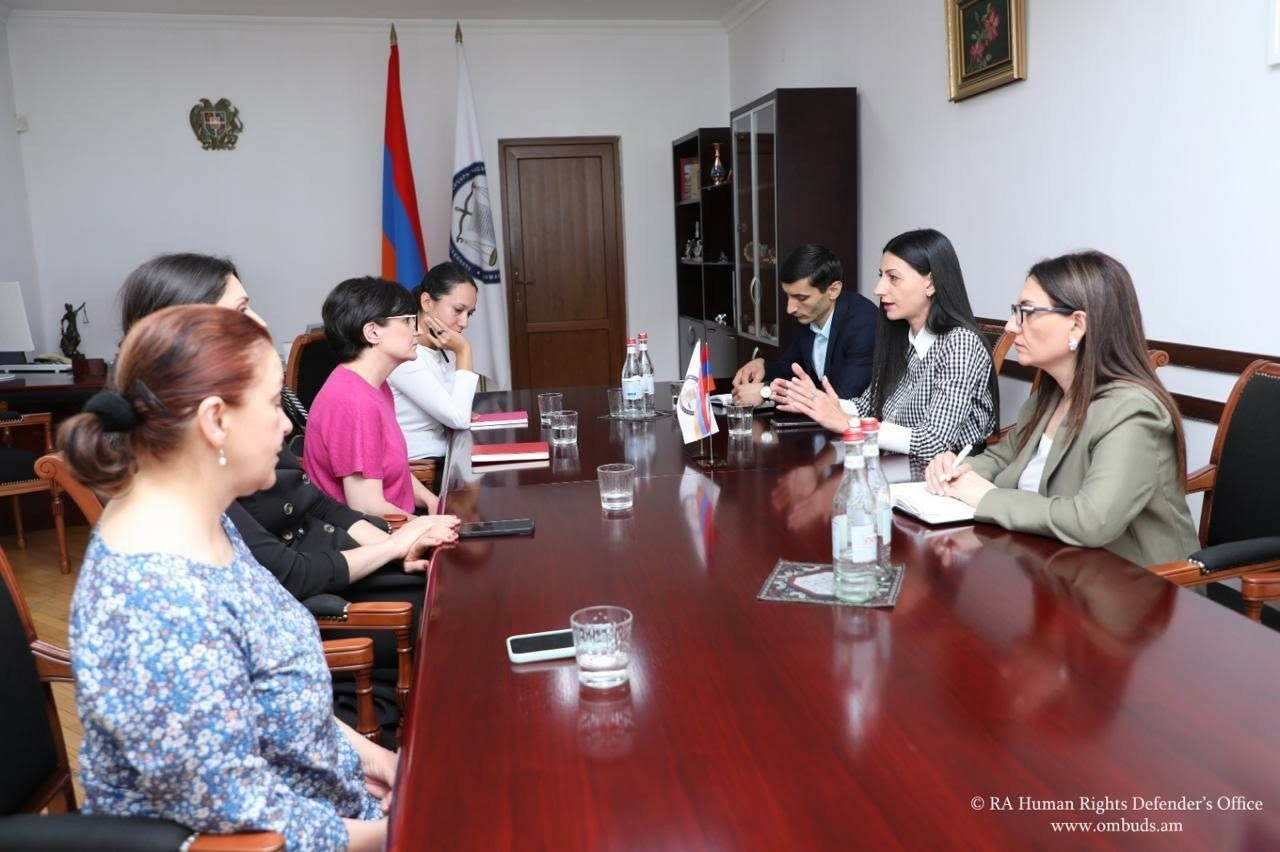 Անահիտ Մանասյանն ընդունել է քաղաքացիական հասարակության ներկյացուցիչներին