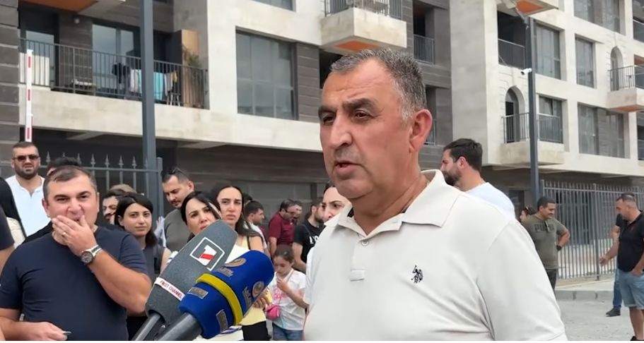 «Տիգրան Մեծ» բնակելի համալիրը դեռեւս շահագործման չի հանձնվել, բայց ստիպում են սպասարկման պայմանագրեր կնքել