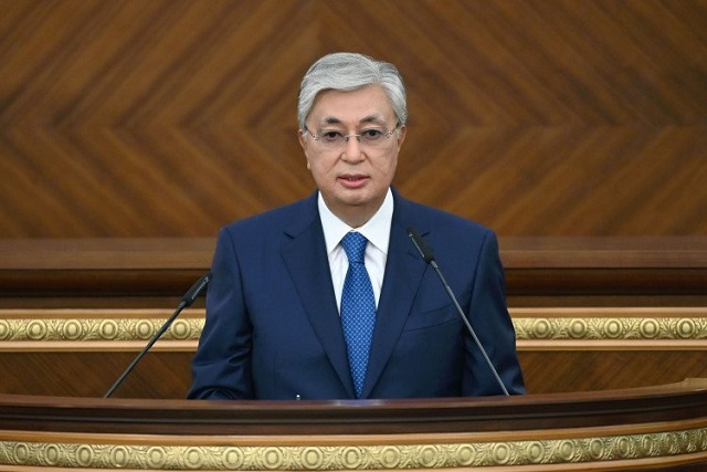 Казахстан заинтересован в скорейшем заключении мирного договора между Азербайджаном и Арменией: Касым-Жомарт Токаев