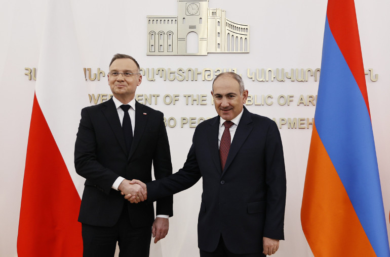 Пашинян принял президента Польши