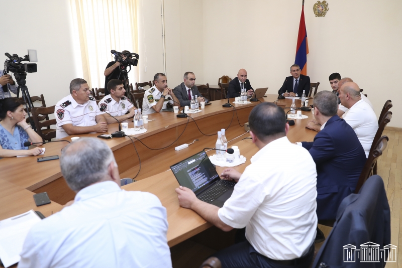 Քննարկում՝ ներքին բեռնափոխադրումներ իրականացնող ընկերությունների շրջանում եղած դժգոհությունների շուրջ 