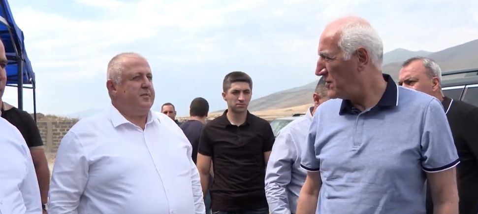 Նախագահն այցելել է Իրան-Հայաստան բարձրավոլտ էլեկտրահաղորդման գծի ենթակայան