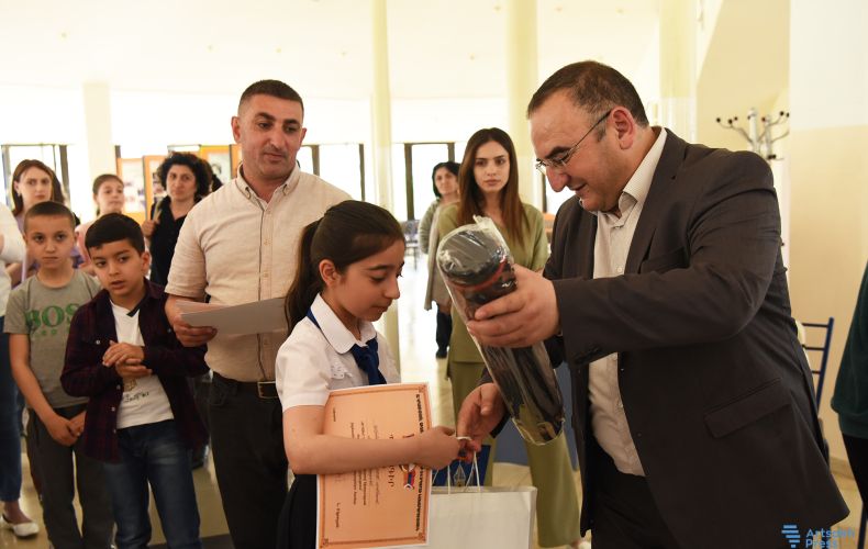 «Արցախը մենք ենք». Ստեփանակերտում նկարչության մրցույթ է կազմակերպվել