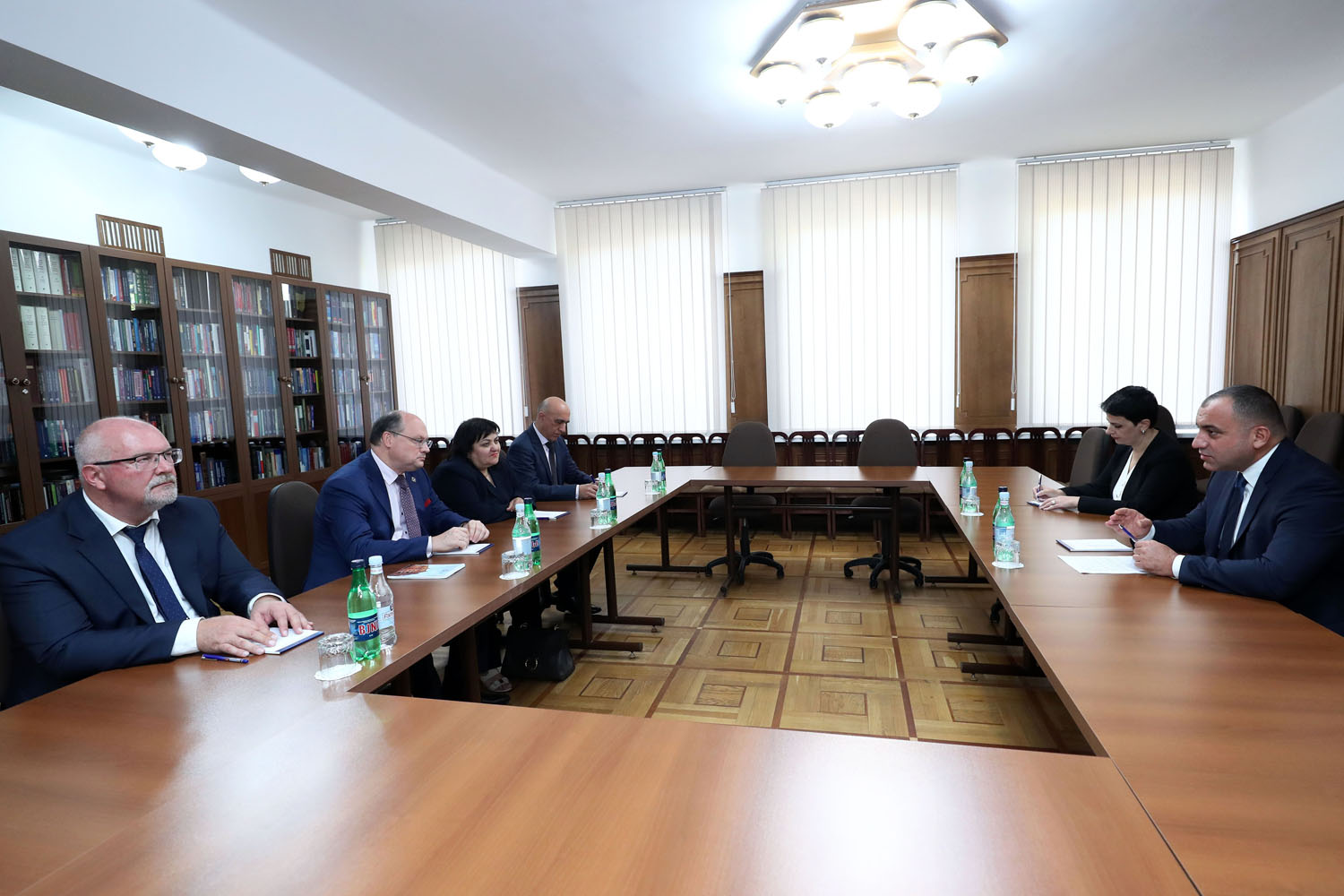 ԵԱՏՄ դատական մարմինը բարդ ճանապարհ է անցել և արդեն իսկ ապացուցել իր կենսունակությունը. ՍԴ նախագահը՝ ԵԱՏՄ դատարանի նախագահին