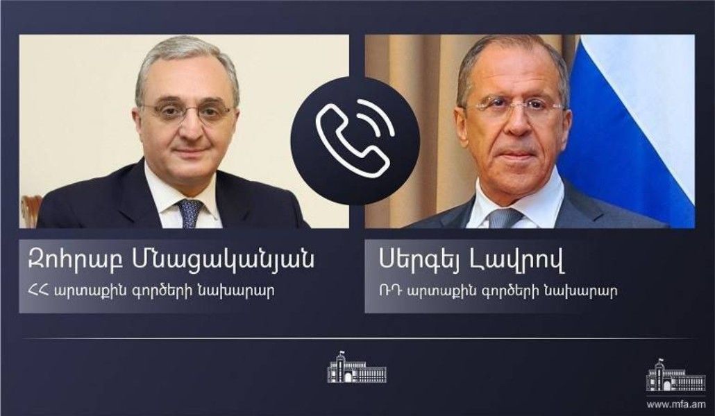 Զոհրաբ Մնացականյանն ու Սերգեյ Լավրովը քննարկել են հայ-ադրբեջանական սահմանի լարված իրավիճակը