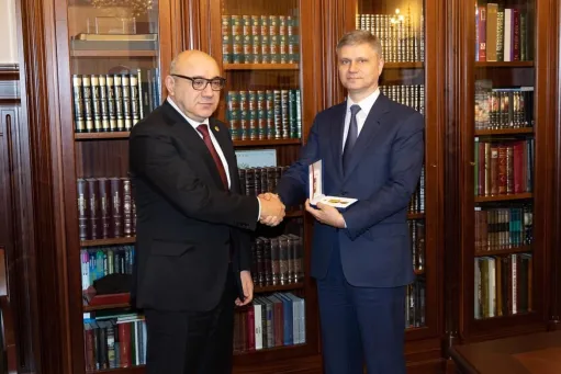 ՀՀ նախագահի հրամանագրով՝ Ռուսական երկաթուղիների գլխավոր տնօրենը պարգևատրվել է Երախտագիտության մեդալով