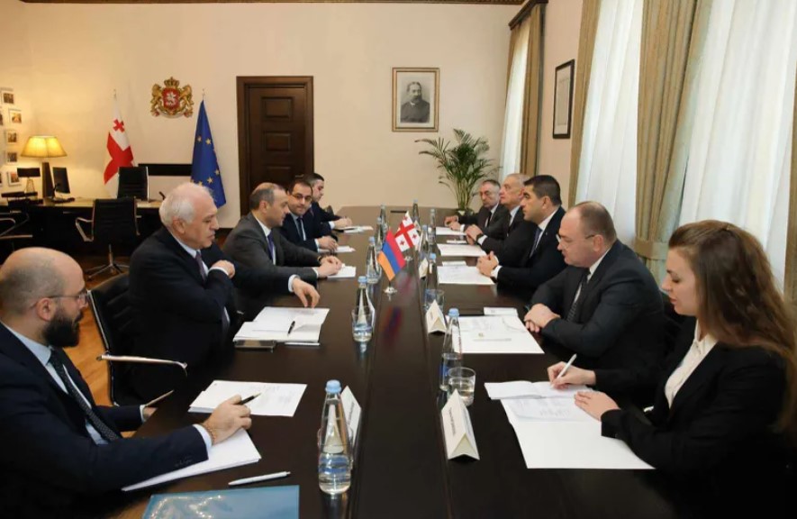 ՀՀ ԱԽ քարտուղարն ու Վրաստանի խորհրդարանի նախագահը զրուցել են տարածաշրջանային զարգացումների մասին