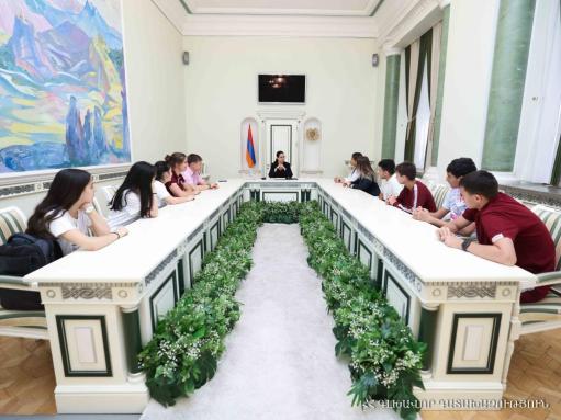 Գլխավոր դատախազ Աննա Վարդապետյանն այսօր ընդունել է «Քեմբրիջի միջազգային դպրոց Հայաստան»-ի սաներին