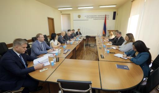 Գնել Սանոսյանն ընդունել է «Ռուսական երկաթուղիներ»-ի գլխավոր տնօրենի գլխավորած պատվիրակությանը