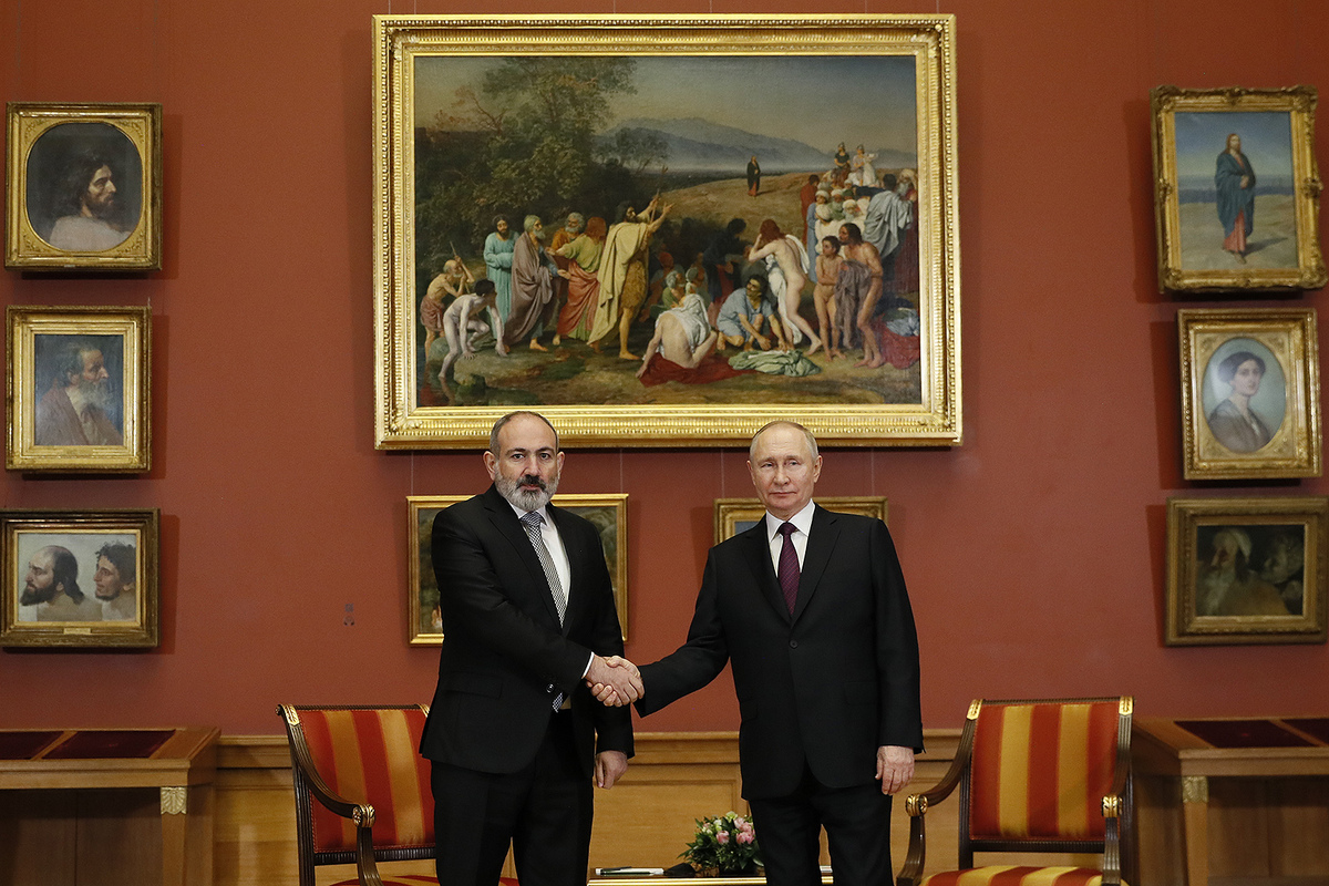 В Санкт-Петербурге состоялась встреча премьер-министра Республики Армения и президента Российской Федерации