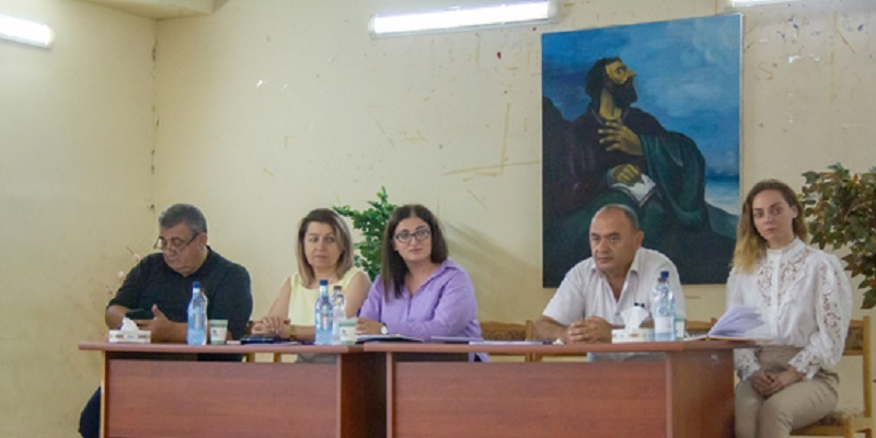 Տավուշի մարզի կրթության ոլորտի պատասխանատուների հետ անցկացվել է անցկացվել է 2023-2024 ուստարվա օգոստոսյան խորհրդակցություն