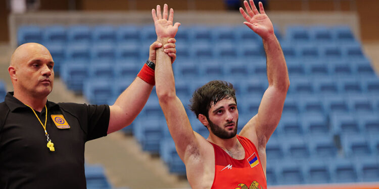 Ըմբշամարտի Մ23 ԱԱ. Յուրիկ Հովեյանը հաղթեց ադրբեջանցի մարզիկին և կպայքարի բրոնզե մեդալի համար
