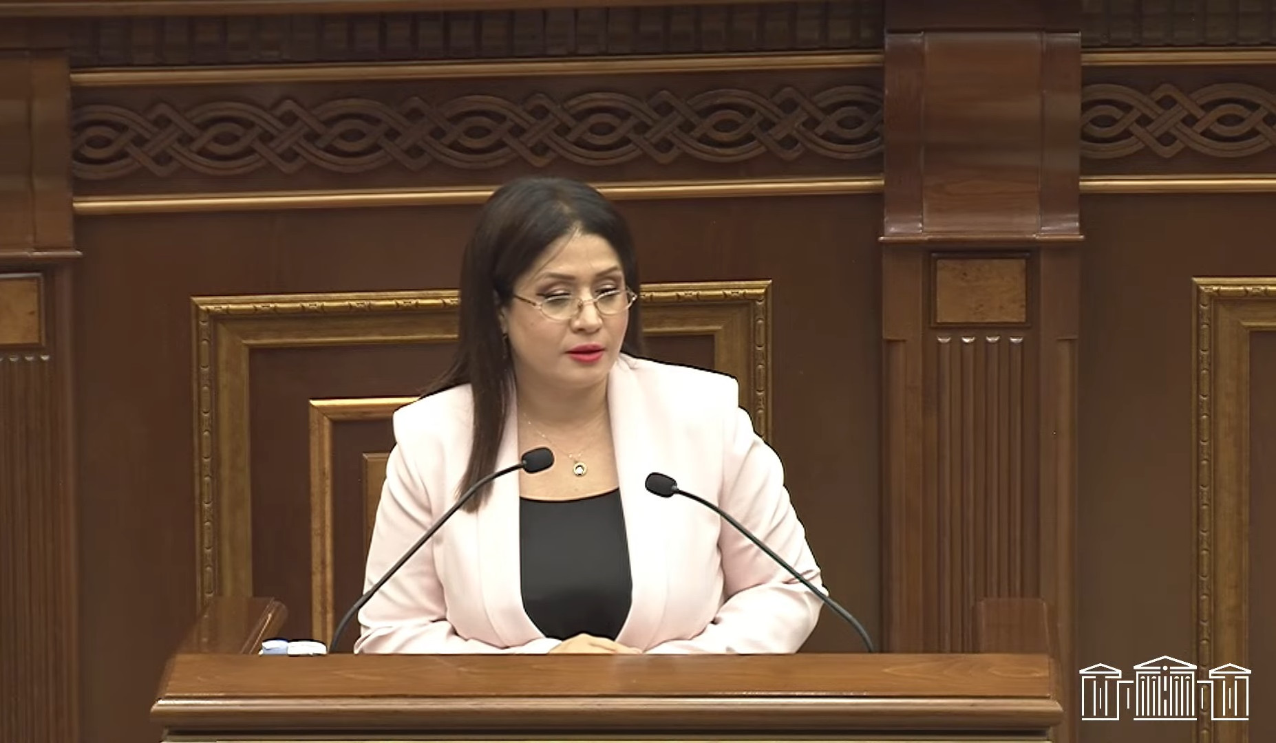 Քննարկվում է ԱԺ աշխատանքի և բարեկեցության հարցերի մշտական հանձնաժողովի նախագահի պաշտոնում Նազելի Բաղդասարյանի թեկնածությունը