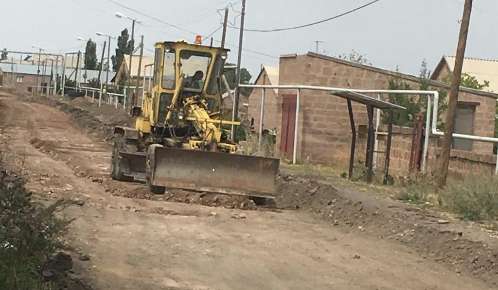 Մեկնարկել են Նահապետավան համայնքի 1-ին փողոցի վերանորոգման աշխատանքները