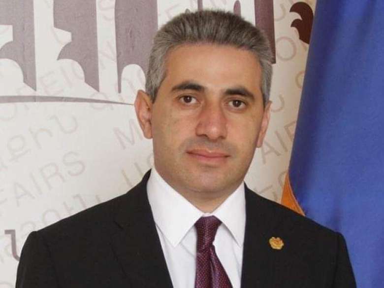 Ուժայիններին հրահանգված է` կոմպրոմանտներ գտնել Էդգար Ղազարյանի դեմ. «Ժողովուրդ»