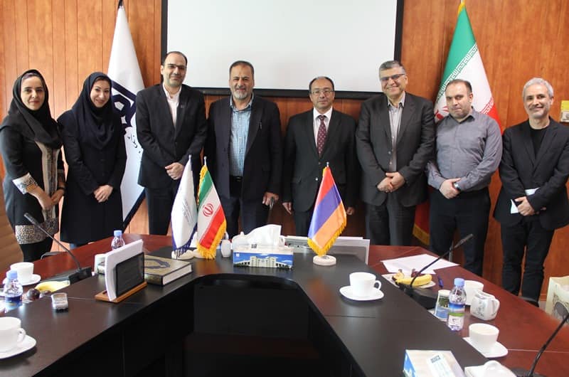 ՀՀ դեսպանն այցելել է Թեհրանի բժշկական գիտությունների համալսարանի համալիր