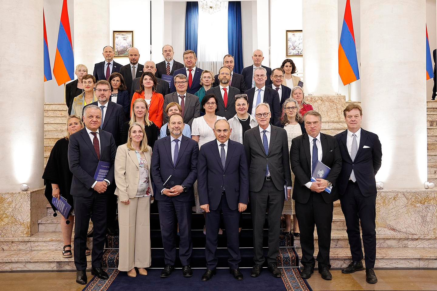 Փաշինյանն ընդունել է Արևելյան Եվրոպայի և Կենտրոնական Ասիայի երկրներում հավատարմագրված ԵՄ դեսպաններին