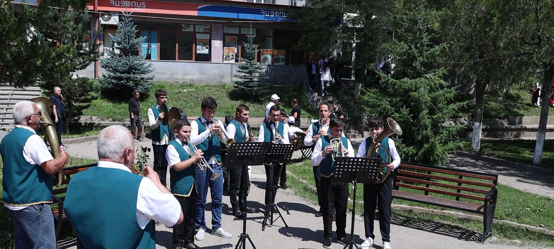 Քաջարանը տոնել է 66-ամյակը. մասնակցել են մարզային ղեկավարությունը, ԶՊՄԿ ղեկավար կազմը, այլ պաշտոնյաներ