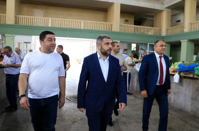 Կոմիտասի շուկայի առևտրականները ևս երեք ամիս կարող են ազատ շարունակել իրենց գործունեությունը․ Արամ Ազատյան