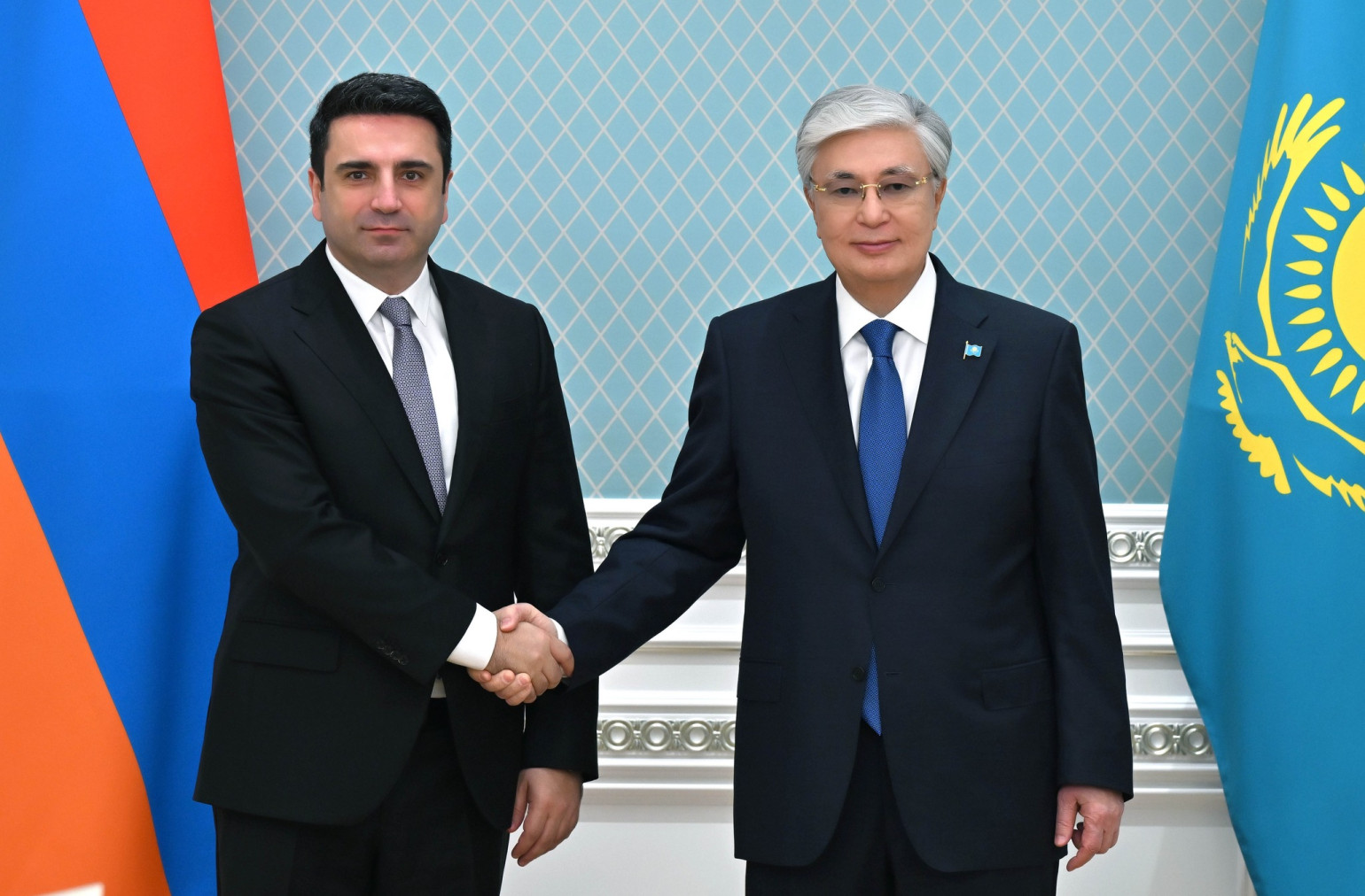 Ալեն Սիմոնյանն ու Ղազախստանի նախագահը քննարկել են տարածաշրջանային զարգացումներին վերաբերող հարցեր