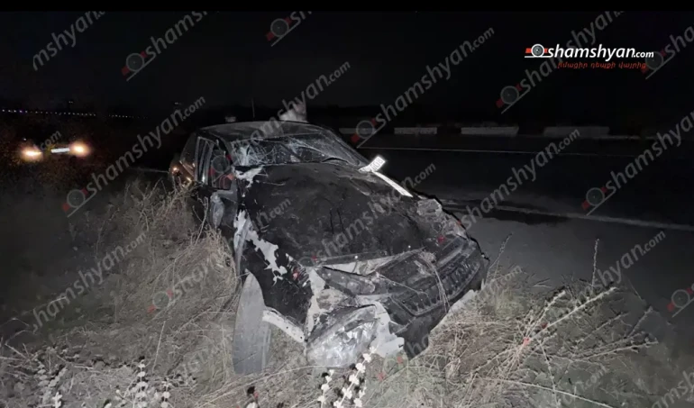 Երևան-Սևան ճանապարհին «Լադա»-ն բախվել է աղվեսին, դուրս եկել ճանապարհից, բախվել հողաթմբերին և կողաշրջվել․ կան վիրավորներ
